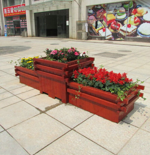 欣方圳花箱扮靚東莞新城鎮(zhèn)